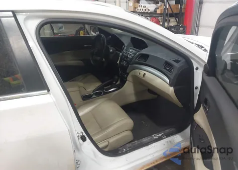 2016 Acura Ilx 2.4L/Acurawatch Plus Package from USA, damaged, VIN 19UDE2F38GA021653